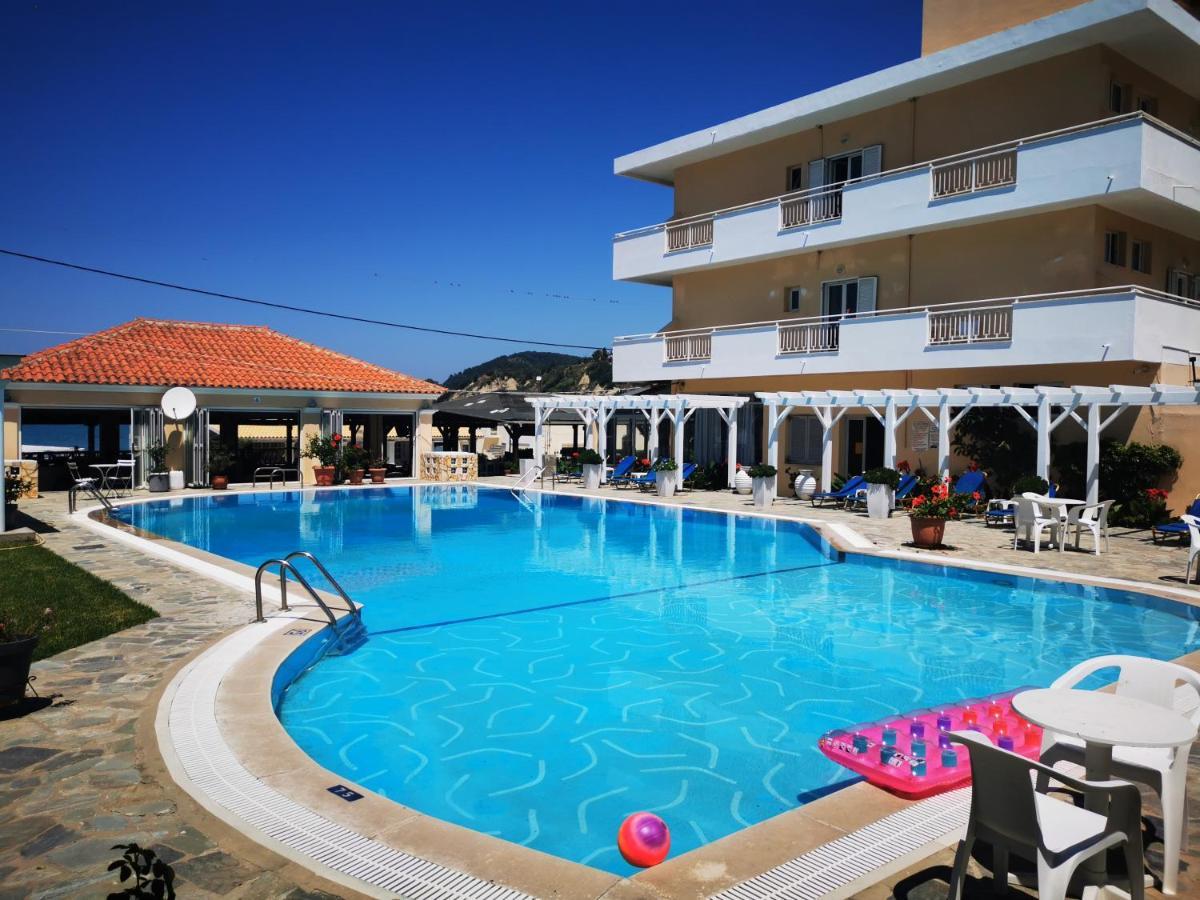 Nafsika Hotel Άγιος Στέφανος Εξωτερικό φωτογραφία