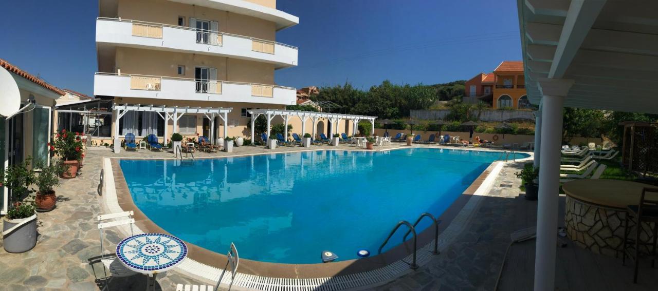 Nafsika Hotel Άγιος Στέφανος Εξωτερικό φωτογραφία