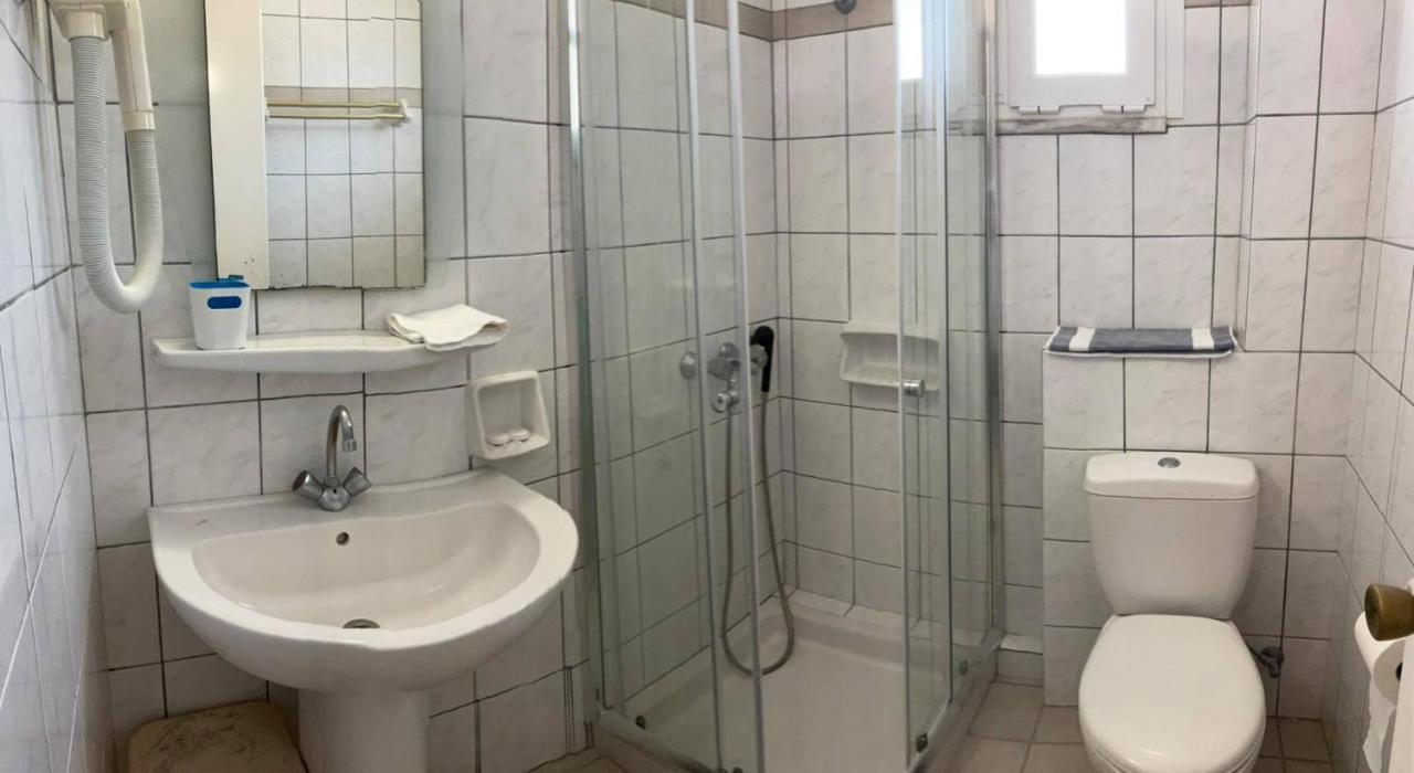 Nafsika Hotel Άγιος Στέφανος Εξωτερικό φωτογραφία
