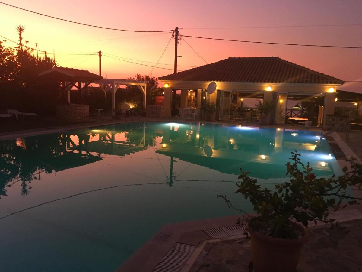Nafsika Hotel Άγιος Στέφανος Εξωτερικό φωτογραφία